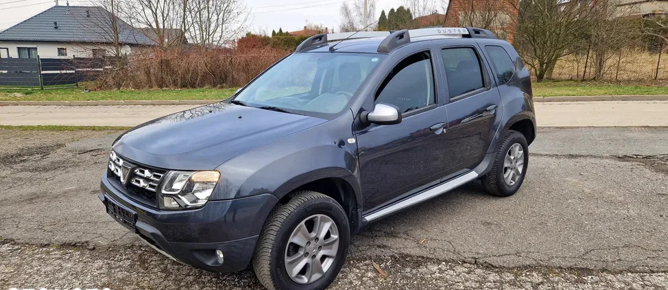 samochody osobowe Dacia Duster cena 33800 przebieg: 196000, rok produkcji 2014 z Świdnica